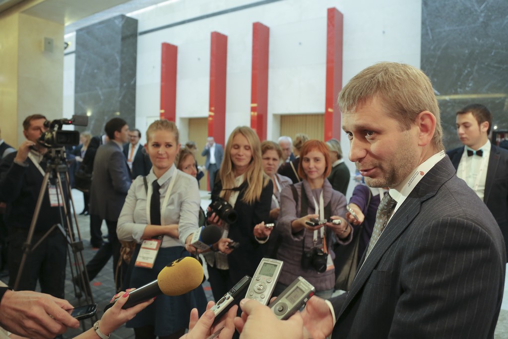 7 октября на Инвестиционных днях Рязанской области было подписано пять инвестиционных соглашений на общую сумму более 12 миллиардов рублей.
